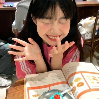 系统叛变后，我被公主包围了