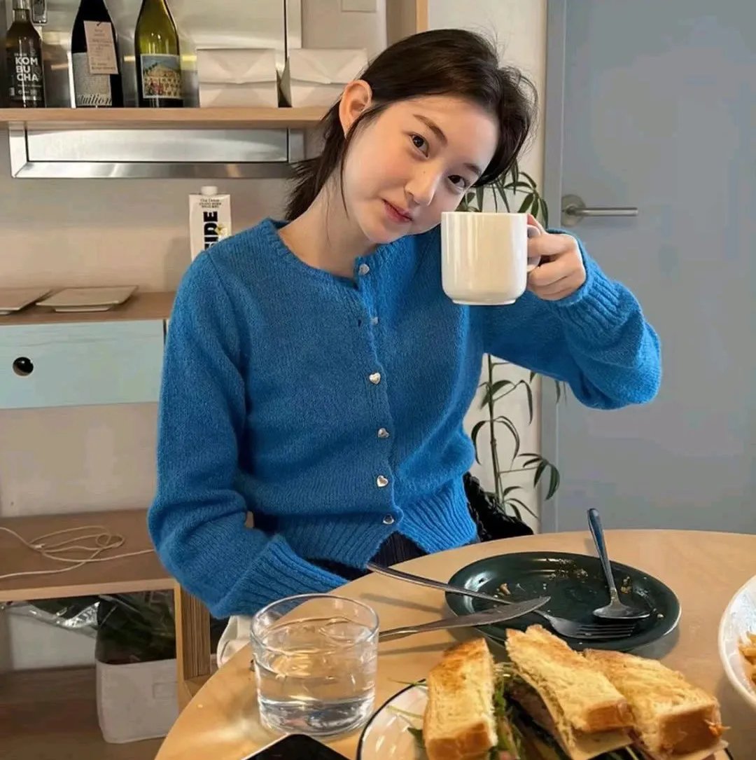 轻拍翻转小魔女